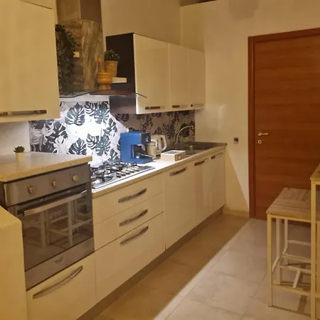 Apartment Butterfly *